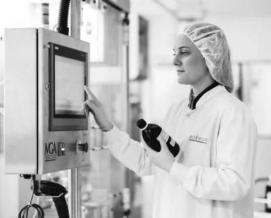 Mujeres de laboratorio Boiron